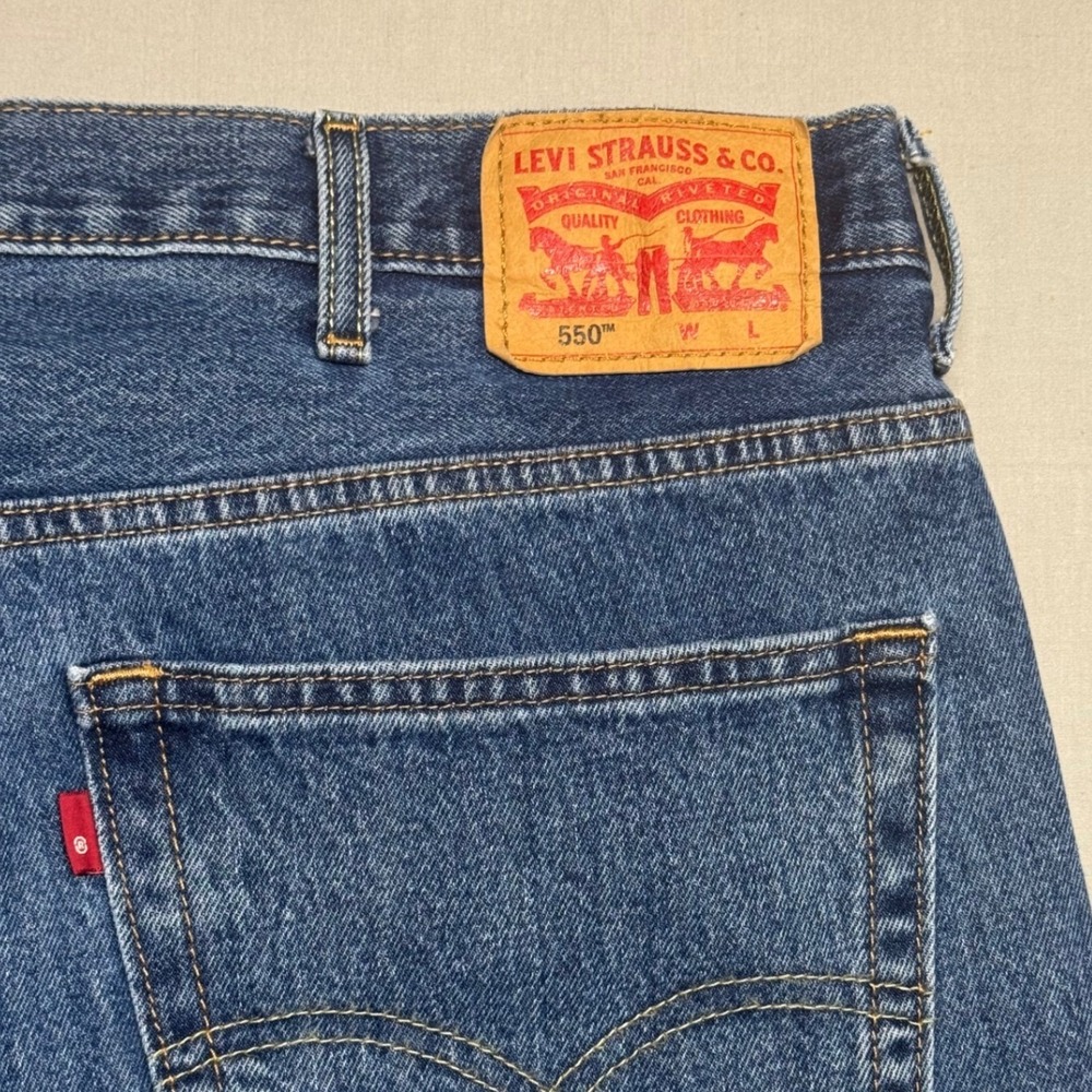 Levis 550 Relaxed Fit Mens Blue Denim Jeans 44x29 Medium Wash 01550-4891 - Picture 7 of 10